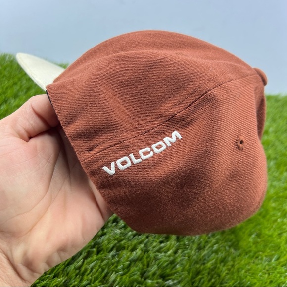 Volcom Men’s Two-Tone Brown and Cream Hat Size S-M - Picture 3 of 10